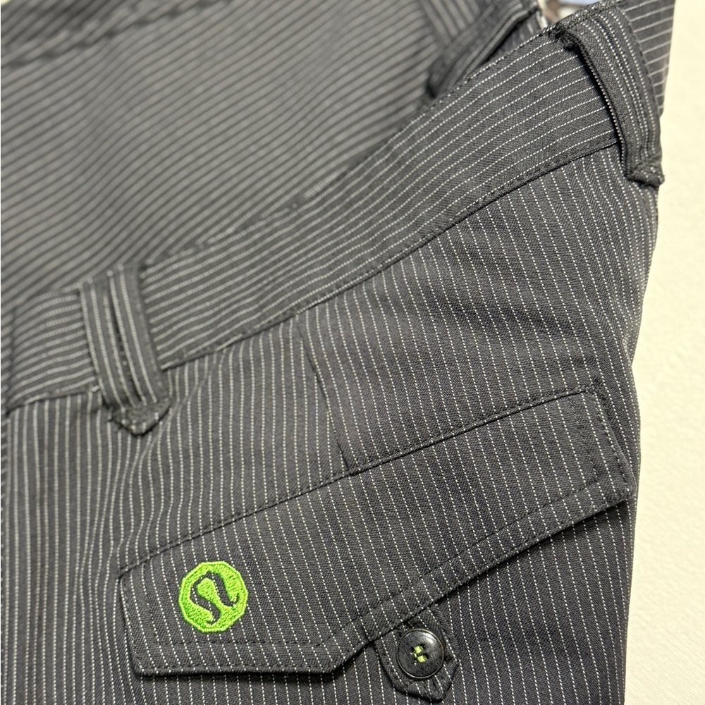 Lululemon Women’s Black Pin Stripe Dress Pants Trousers Zip Front